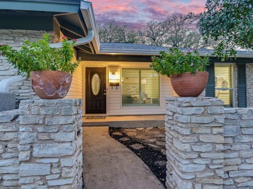 2617 Coatbridge Dr, Austin, TX 78745-3423