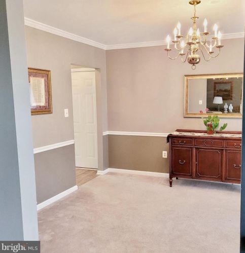 13860 Bridlewood Dr, Gainesville, VA 20155-2939