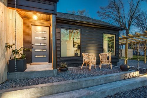 8648 Forest Hills Blvd, Dallas, TX 75218-4023