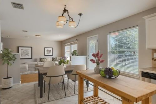 4404 Campo Verde Dr, Austin TX  78749-3639 exterior