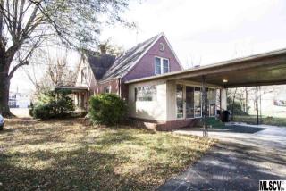 611 33rd St, Hickory, NC 28602-1644