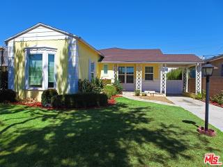 2709 84th St, Inglewood, CA 90305-1839