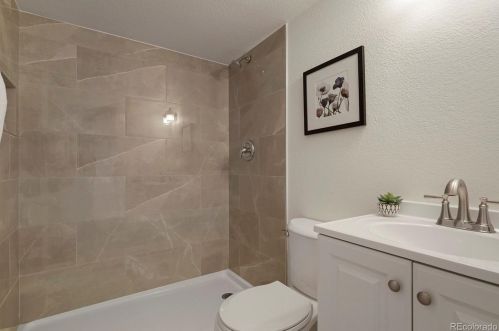 3440 Chase St, Denver CO  80212-7089 exterior