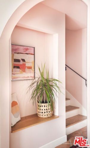 1114 Mountain St, Glendale CA  91207-1834 exterior