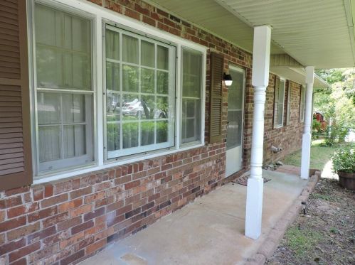 339 Christopher Dr, Gainesville, GA 30501-2218