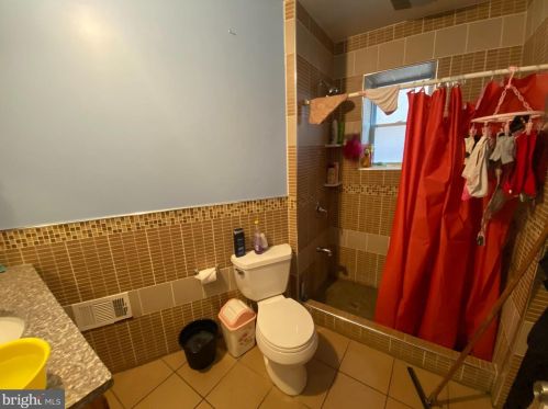 2501 11 St, Philadelphia PA 19123-1101 exterior