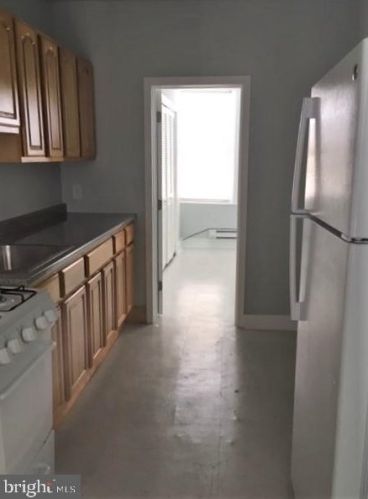 2143 29th St, Philadelphia PA  19121-1205 exterior