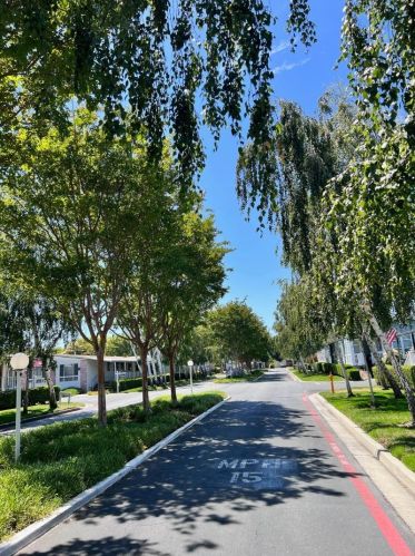 1050 Borregas Ave, Sunnyvale CA  94089-1632 exterior