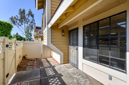 1826 Covina Blvd, Covina, CA 91724-1649