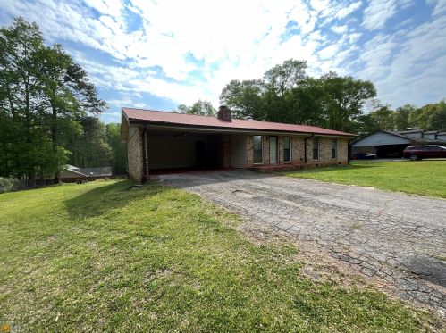 95 Wedgewood Cir, Newnan, GA 30263-1307