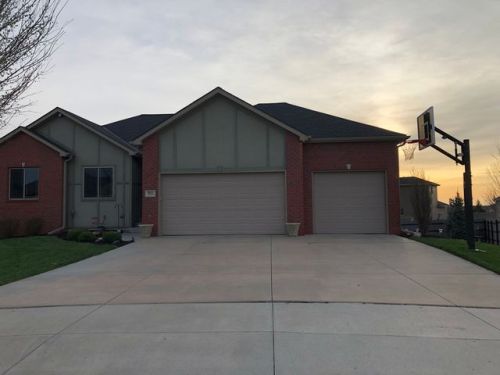 905 Ridge Road Pl, Holland, NE 68372-1418