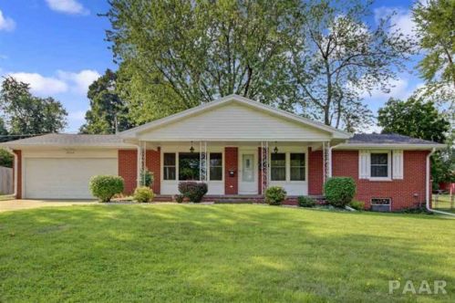 2804 Pine Hill Ln, Peoria IL  61614-3256 exterior