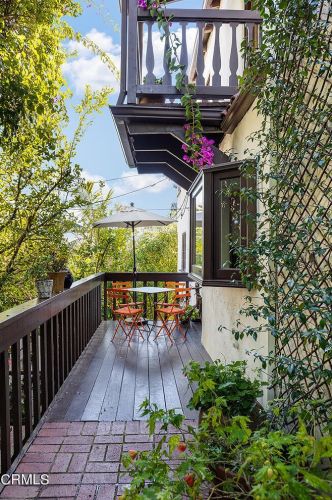 1408 Cordova Ave, Glendale CA  91207-1532 exterior