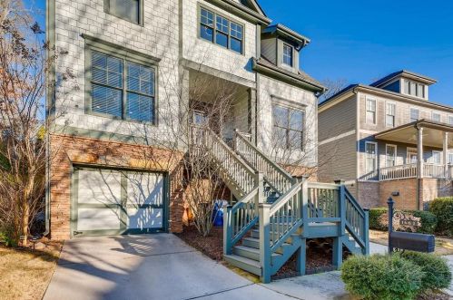 1661 Duncan Dr, Atlanta, GA 30318-2738
