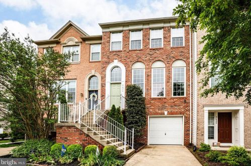 3637 Bracknell Dr, Woodbridge, VA 22192-7463