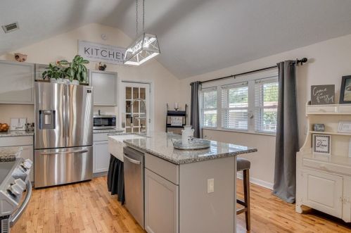 236 Grace Hurst Rd, Burnettown SC  29851-2009 exterior