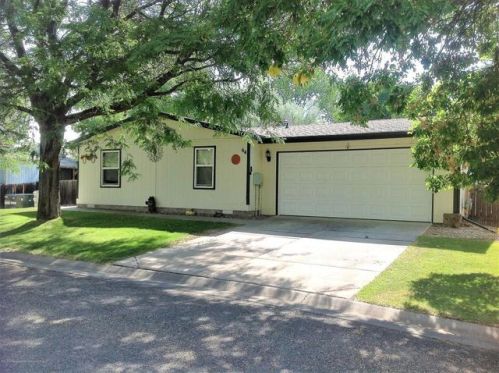 64 Queen City Cir, Parachute, CO 81635-9446