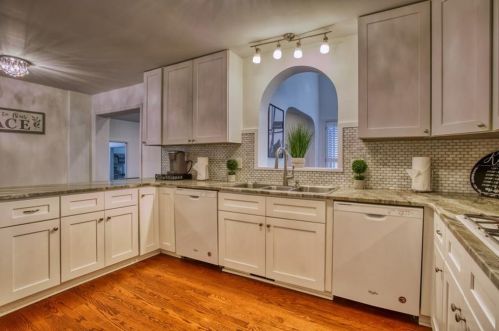 1037 Burton Dr, Atlanta GA  30329-4011 exterior