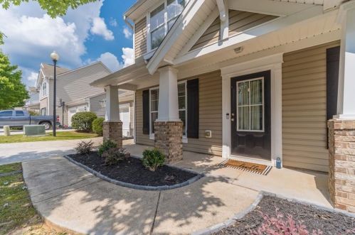 808 Inkberry Rd, Holly Springs, GA 30114-1262