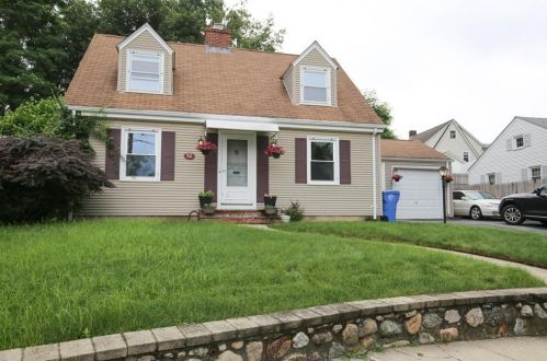 52 Roger Williams Cir, Providence, RI 02905-1113