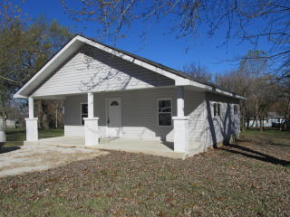 108 Summit St, Mansfield, MO 65704-8196