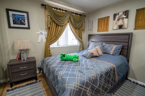 997 Dylan Way, Anaheim CA  92808-1519 exterior