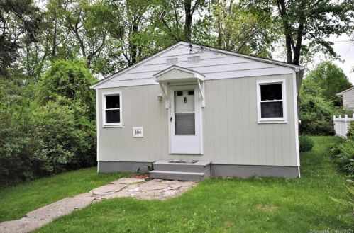 184 Forest Rd, Coventry CT  06238-2922 exterior