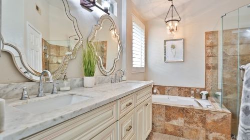 906 Dylan Way, Anaheim CA  92808-1515 exterior