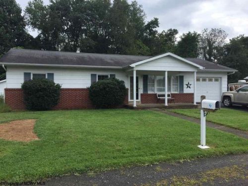 211 View St, Kingwood, WV 26537-1329