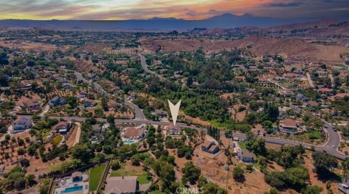 1901 Praed St, Riverside CA  92503-6630 exterior