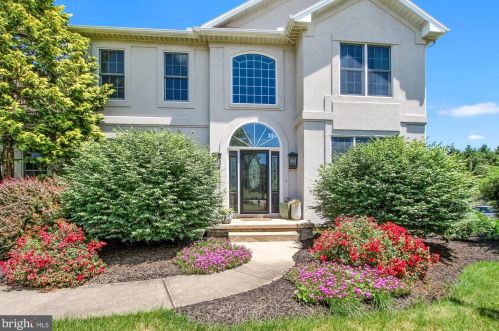 3648 Cheltenham Rd, York, PA 17402-4250