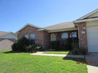 617 Redwing Dr, Fort Worth TX  76131-2906 exterior
