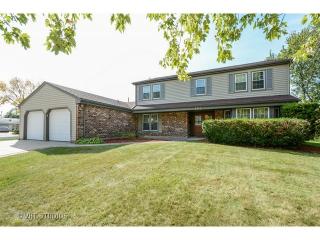 1314 Bladon Rd, Schaumburg, IL 60195-3208