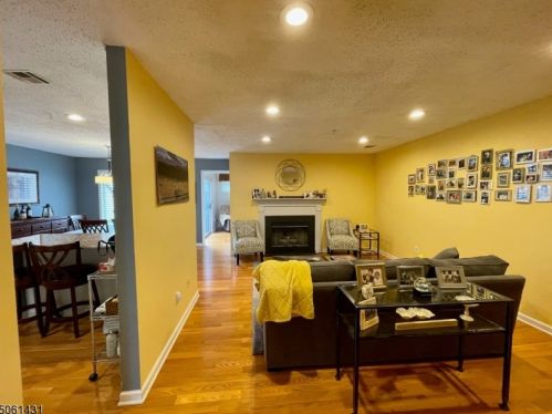 36 Larkin Cir, Town Center, NJ 07052-1124
