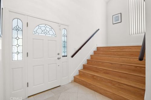 1851 Greenbriar Rd, Glendale CA  91207-1064 exterior