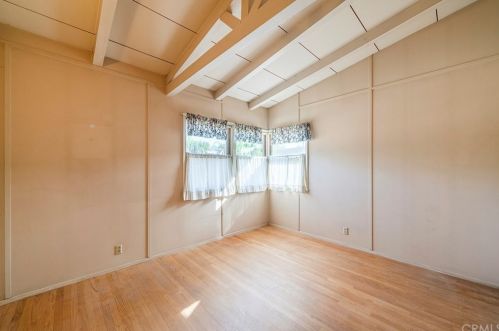 616 East St, Anaheim CA  92805-2131 exterior