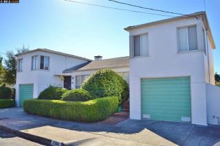677 26th St, Richmond, CA 94804-1559