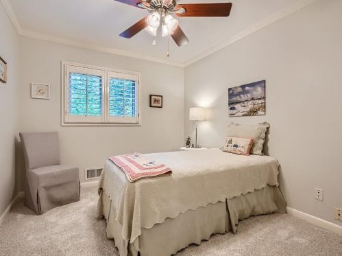 2269 Echo Hl Cir, Atlanta GA  30345-1902 exterior