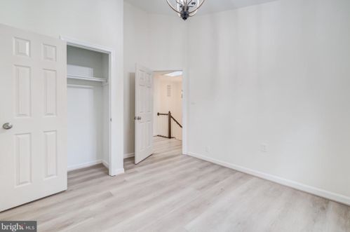 8527 Bauer Dr, Springfield VA  22152-2345 exterior