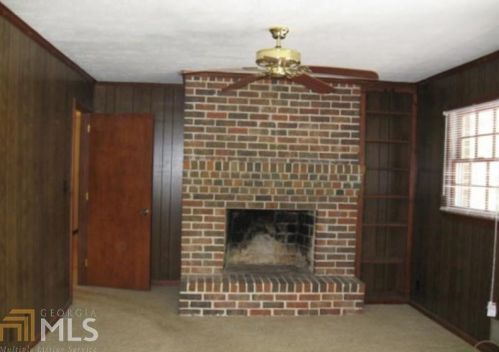 3821 Eagle Woods Cir, Lithonia GA  30038-3925 exterior