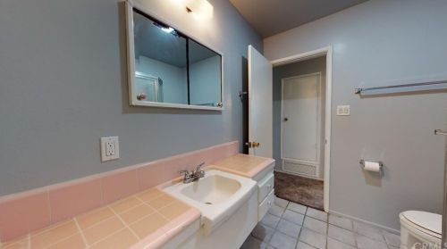 132 Broadbent Dr, Riverside CA  92507-4809 exterior