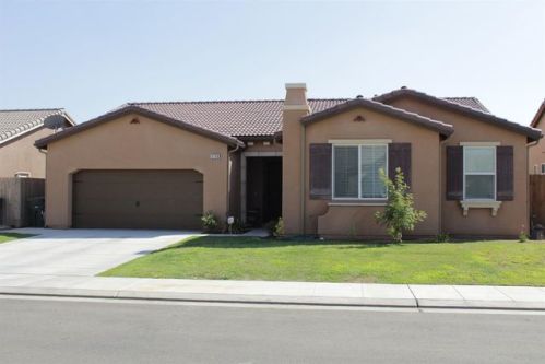 3768 Lincoln Ave, Clovis, CA 93619-8954