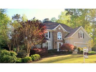 3005 Summer Point Dr, Holly Springs, GA 30189-8139