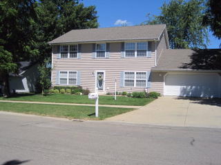3133 Cobblestone Ln, Danville, IL 61832-7946
