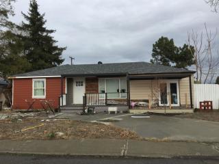 705 Everett St, Kennewick, WA 99336-5656