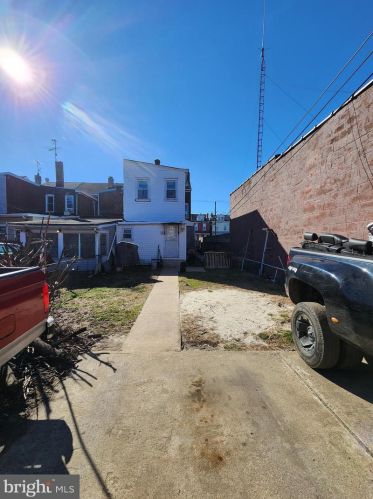 46 Olden Ave, Trenton NJ 08638-4328 exterior