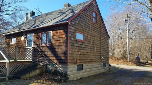 1021 High St, Killingly CT  06241-2122 exterior