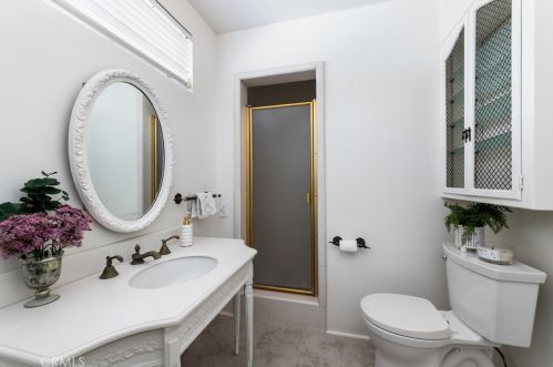 1547 El Miradero Ave, Glendale CA  91201-1203 exterior