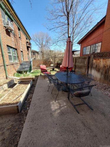 1374 Milwaukee St, Denver CO  80206-2537 exterior