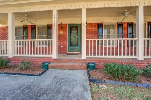 1714 Little Brook Dr, Conyers, GA 30094-4000